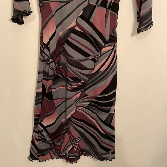 Moa Moa Purple Abstract Dress – Size Small (S) - Picture 4 of 9